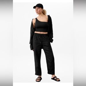 Athleta Retreat Linen Ankle Pant // Black